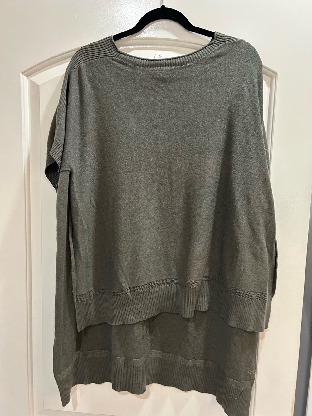 Women's Olive Green Knit Sweatet